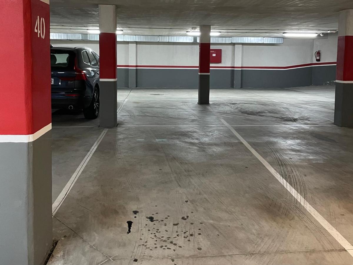 Estudio Centrico 1 Con Terraza Y Parking Privado Ourense Ngoại thất bức ảnh