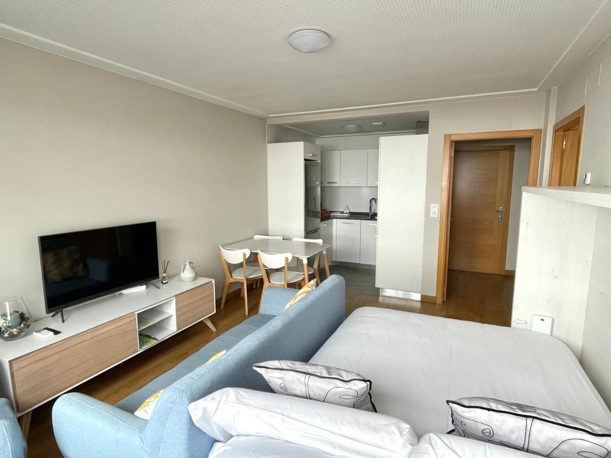 Estudio Centrico 1 Con Terraza Y Parking Privado Ourense Ngoại thất bức ảnh