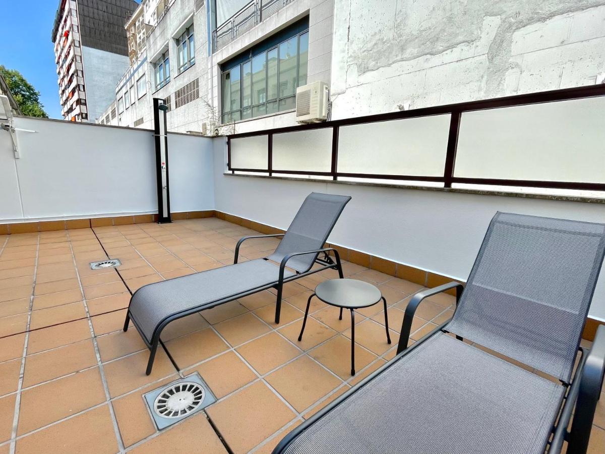 Estudio Centrico 1 Con Terraza Y Parking Privado Ourense Ngoại thất bức ảnh