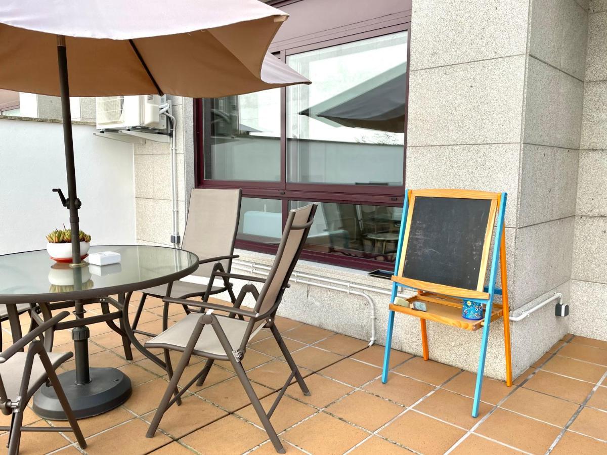 Estudio Centrico 1 Con Terraza Y Parking Privado Ourense Ngoại thất bức ảnh